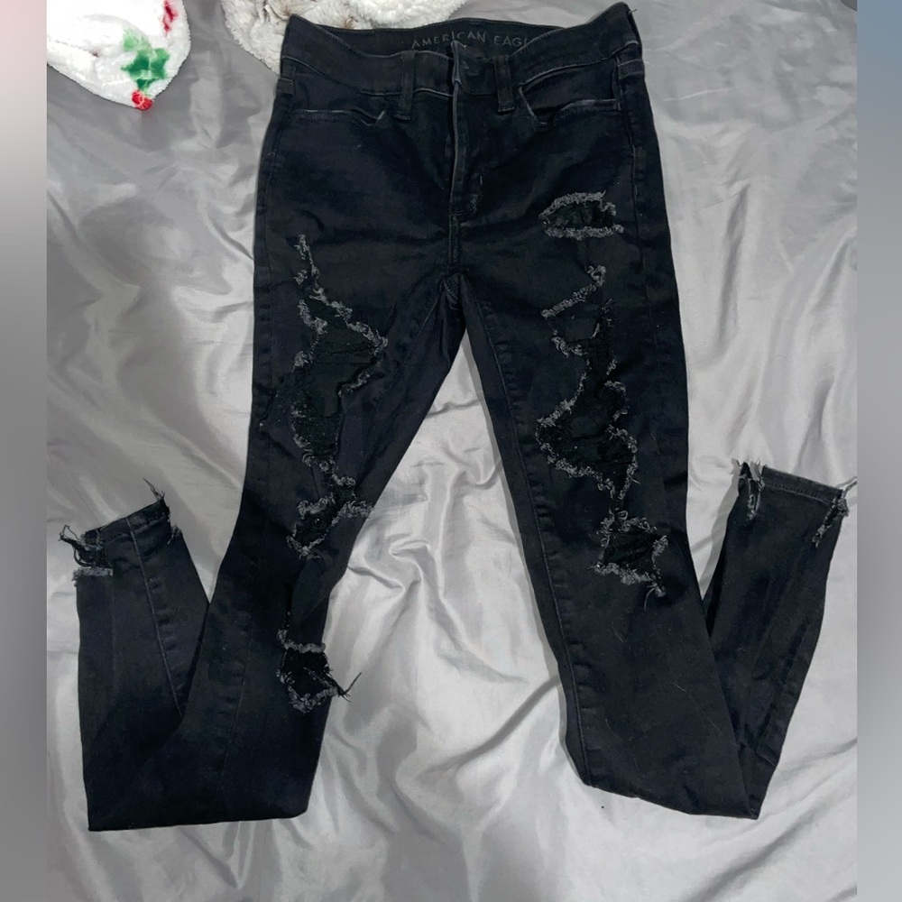 Black American Eagle skinny jeans